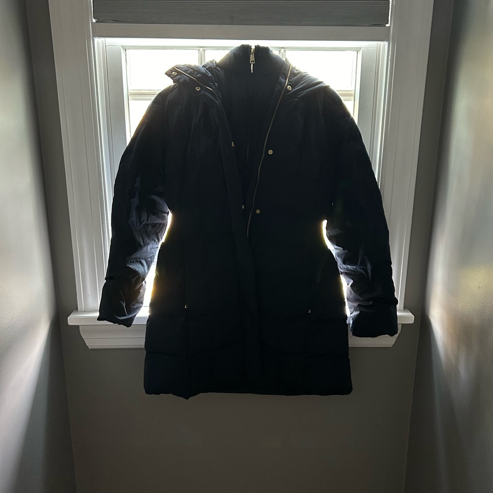 Navy blue puffer (slightly above knee length) size L